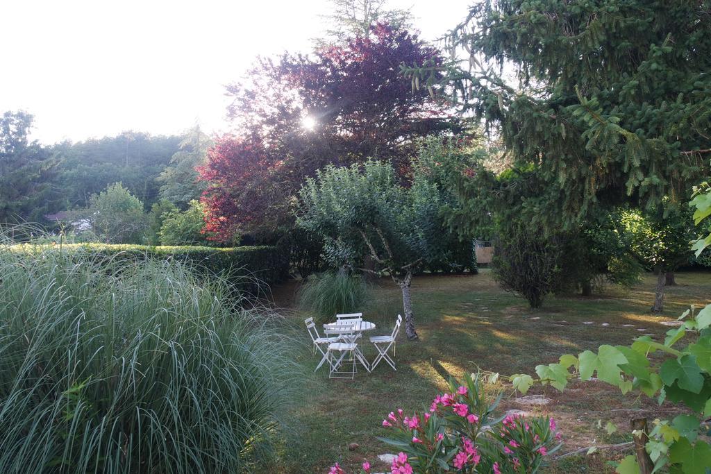 Bed and Breakfast Le Balcon Des Jasses Espere Zewnętrze zdjęcie