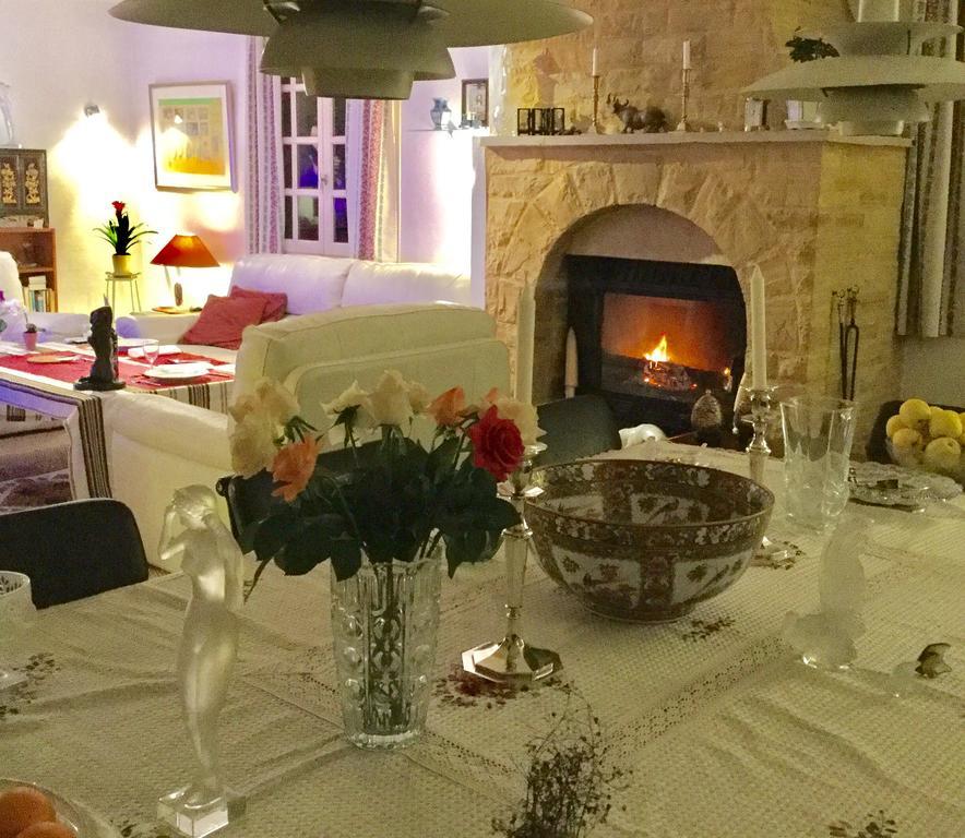 Bed and Breakfast Le Balcon Des Jasses Espere Zewnętrze zdjęcie